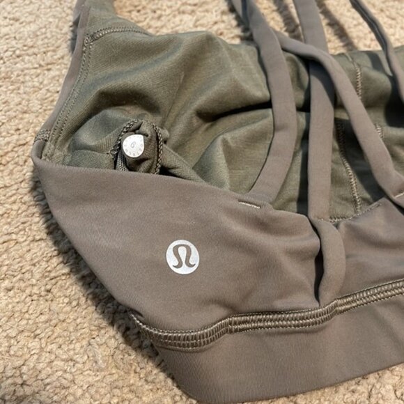Lululemon Energy Sports Bra Size 6 - Picture 4 of 4